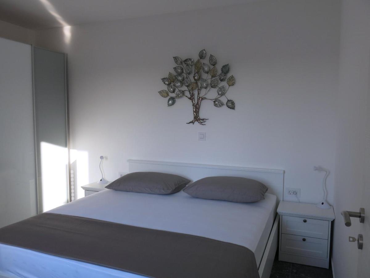 Apartments Rea Cres Εξωτερικό φωτογραφία