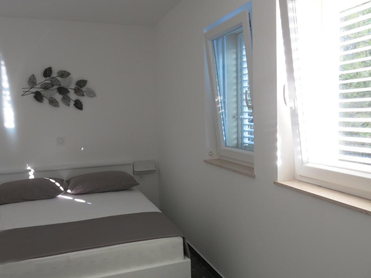 Apartments Rea Cres Εξωτερικό φωτογραφία