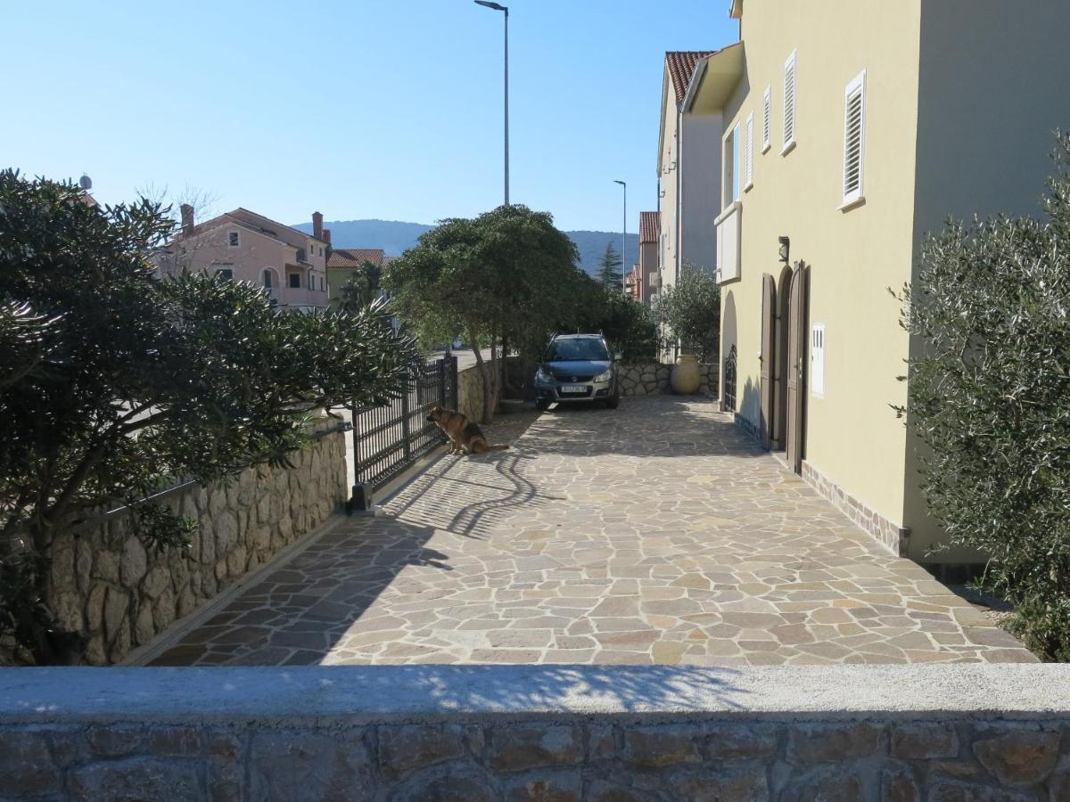 Apartments Rea Cres Εξωτερικό φωτογραφία