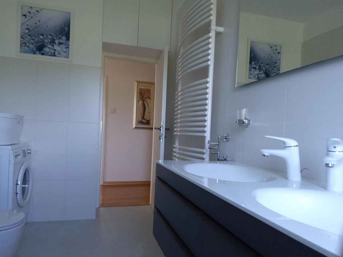 Apartments Rea Cres Εξωτερικό φωτογραφία