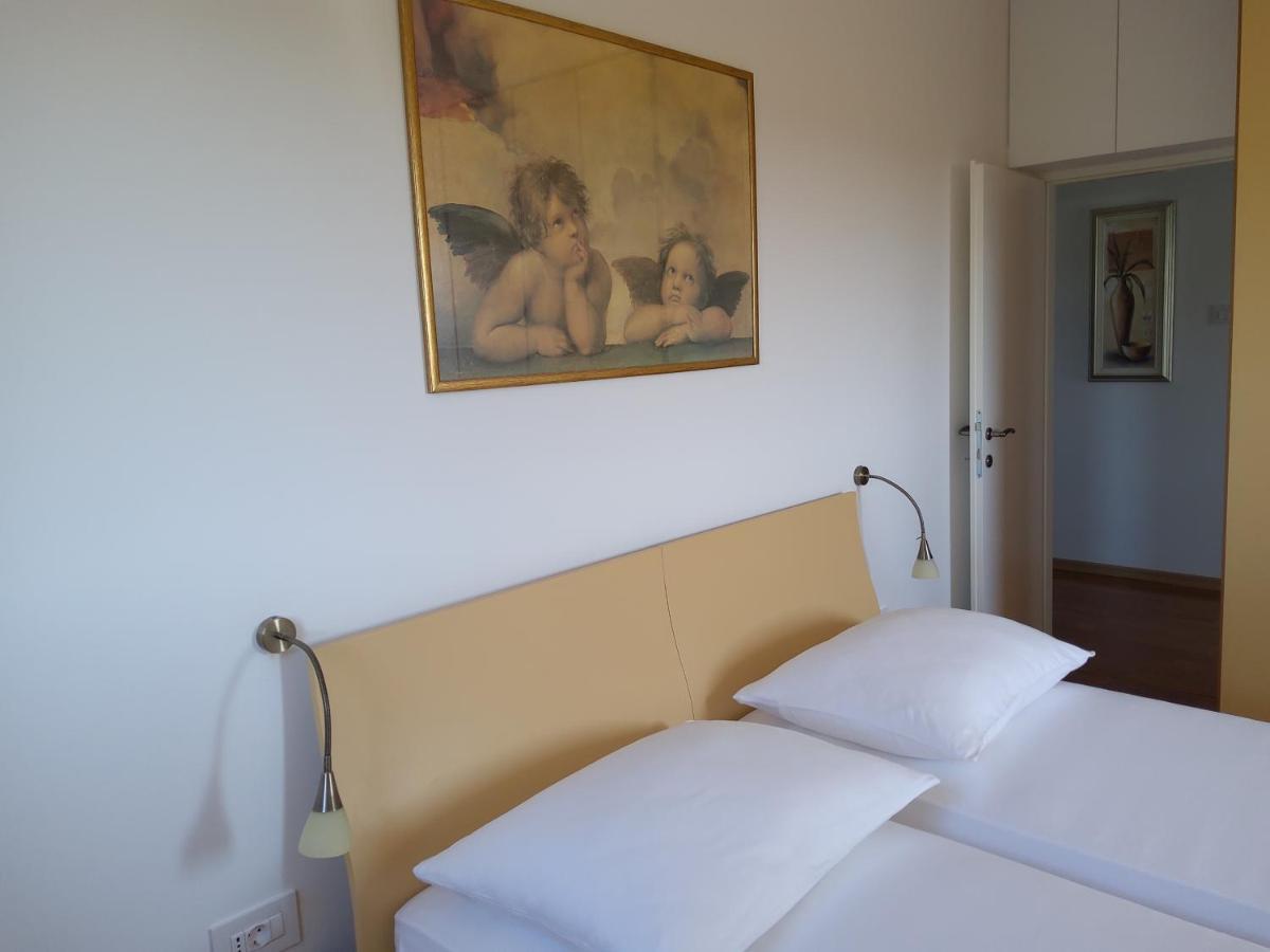 Apartments Rea Cres Εξωτερικό φωτογραφία